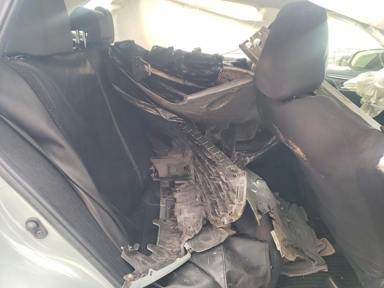 2019 TOYOTA RAV4 XLE photo 21