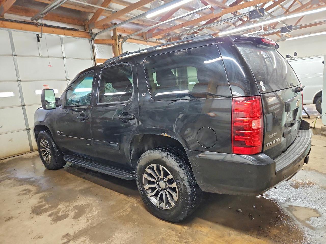 2012 CHEVROLET TAHOE K1500 LT photo 2