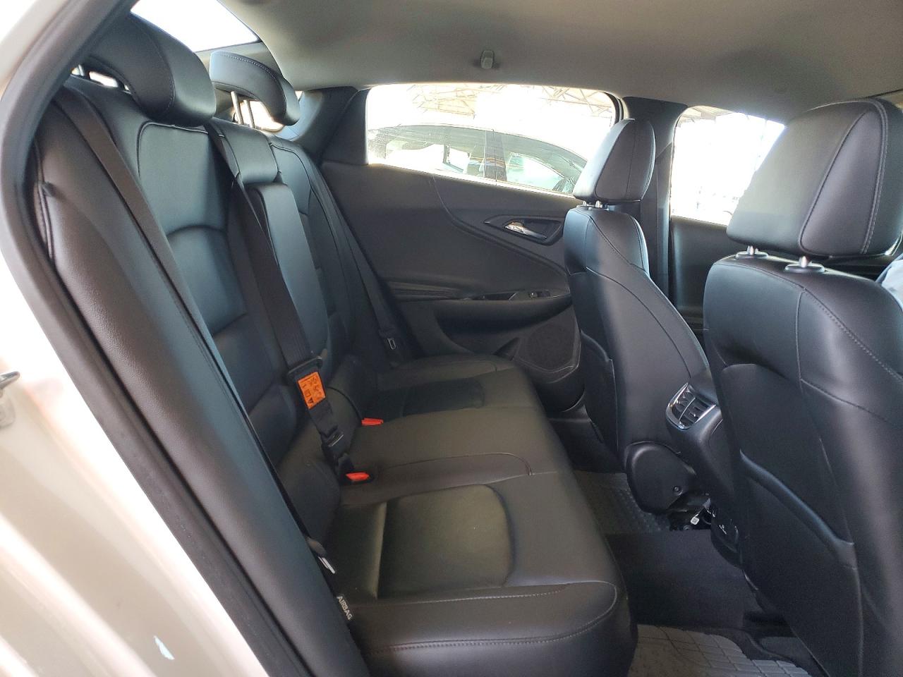 2017 CHEVROLET MALIBU LT photo 19