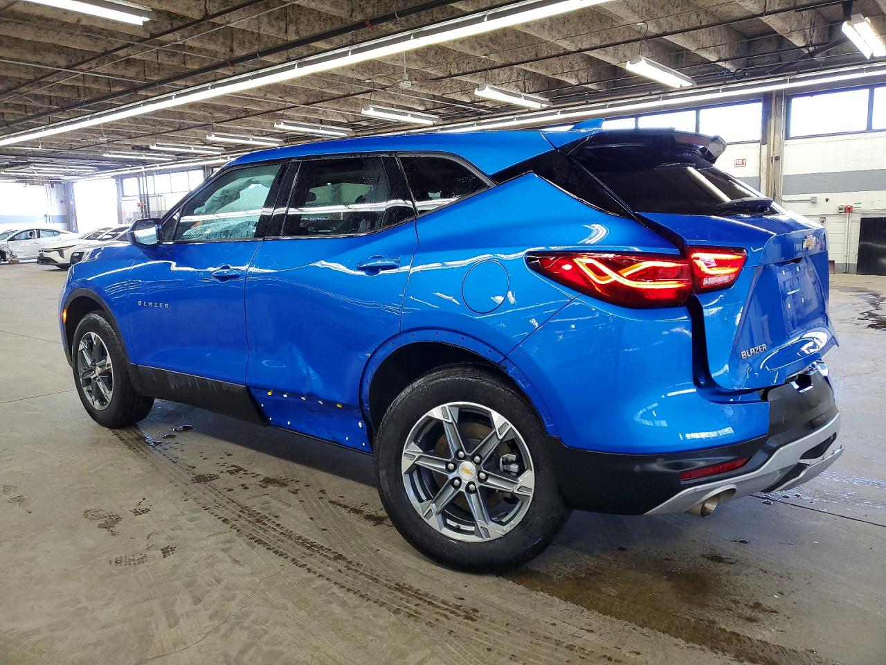 2025 CHEVROLET BLAZER 2LT photo 2