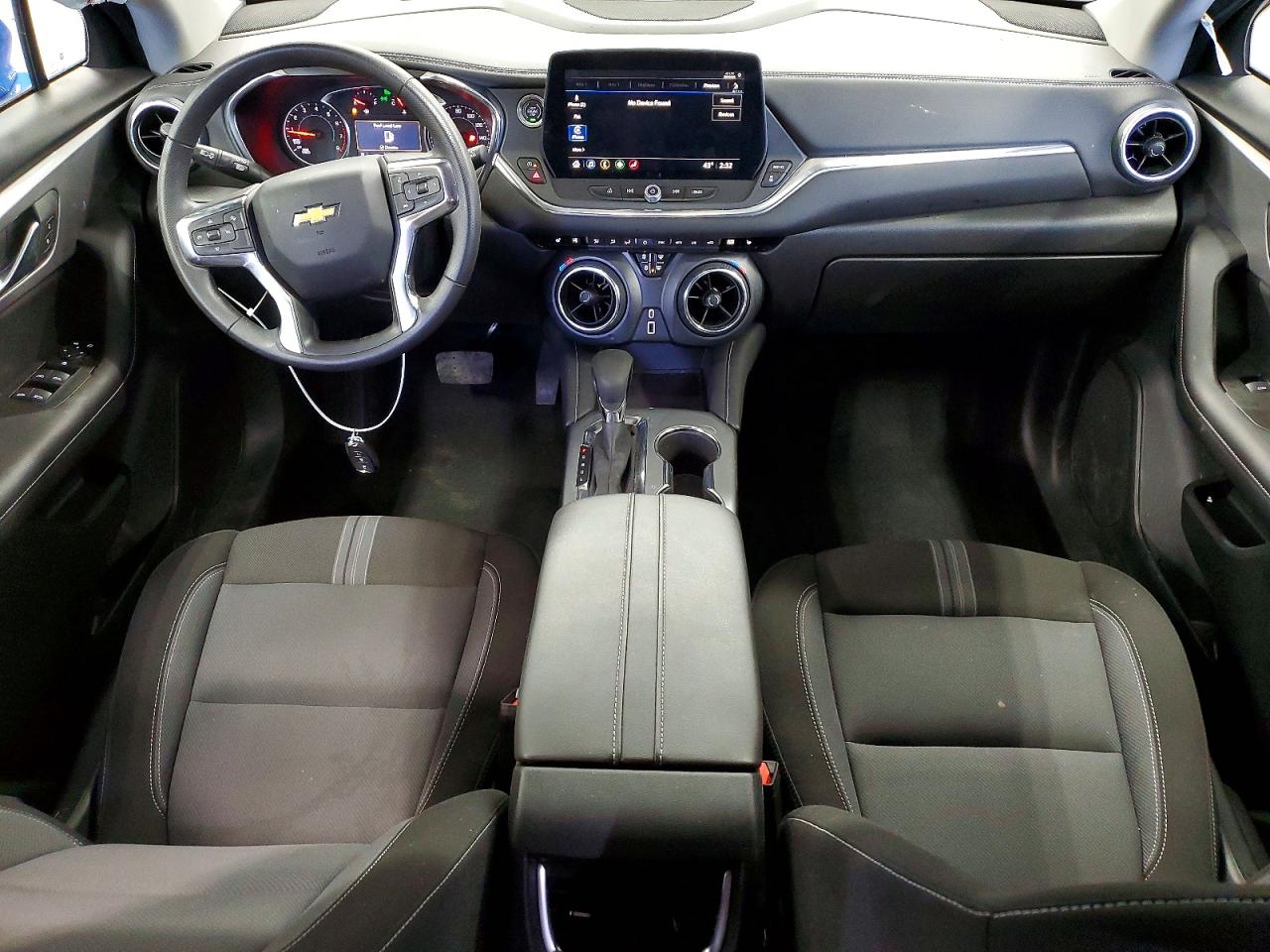 2025 CHEVROLET BLAZER 2LT photo 8