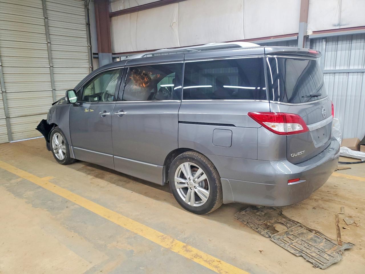 2015 NISSAN QUEST 3.5 PLATINUM photo 2