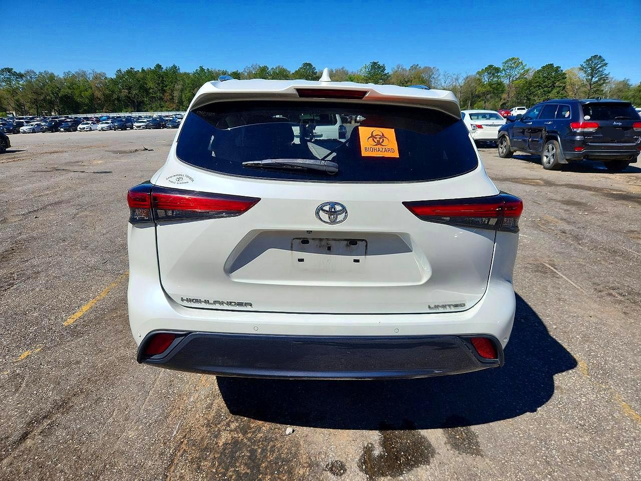 2020 TOYOTA HIGHLANDER LIMITED photo 6