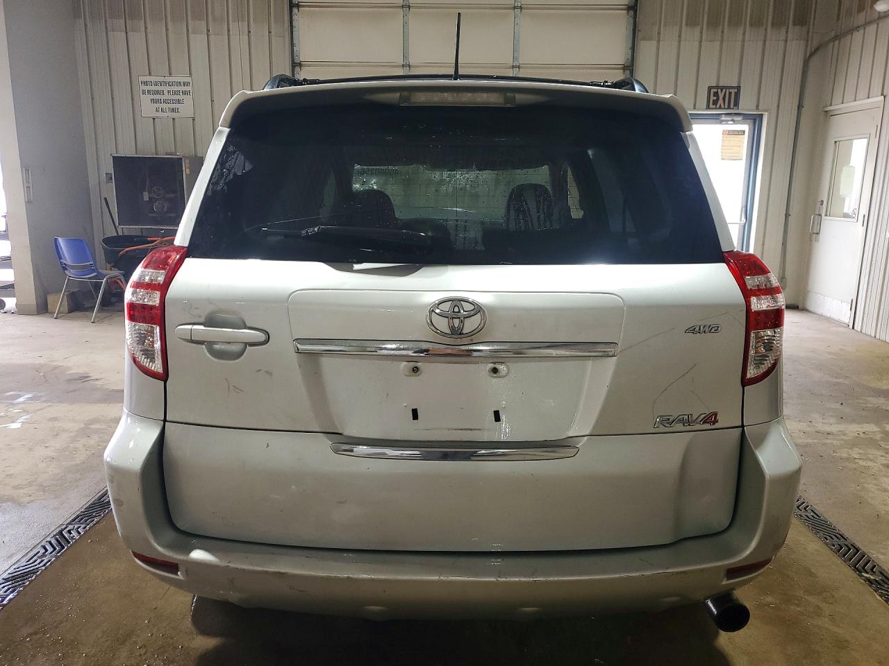 2011 TOYOTA RAV4 SPORT photo 11