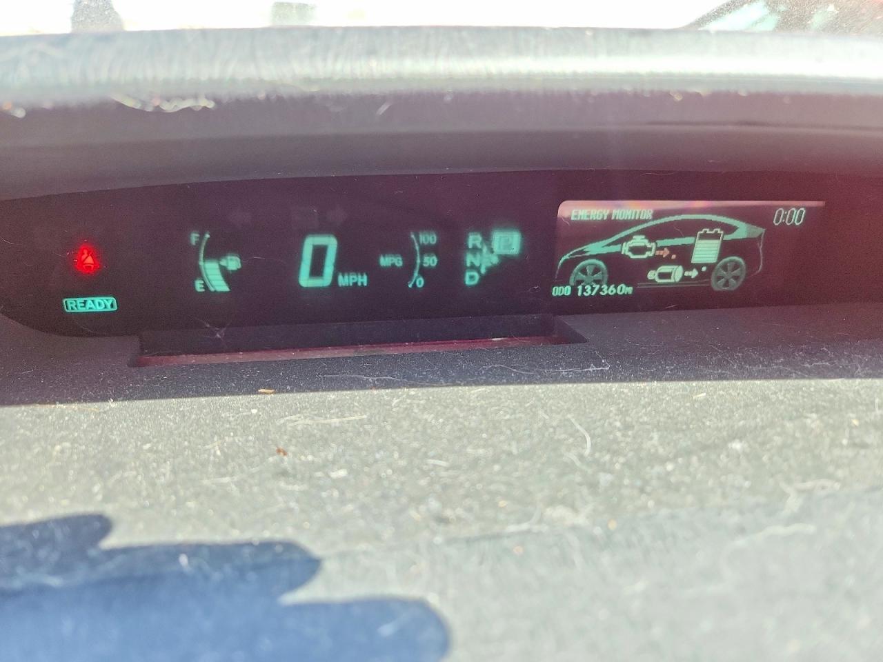 2011 TOYOTA PRIUS THREE photo 9