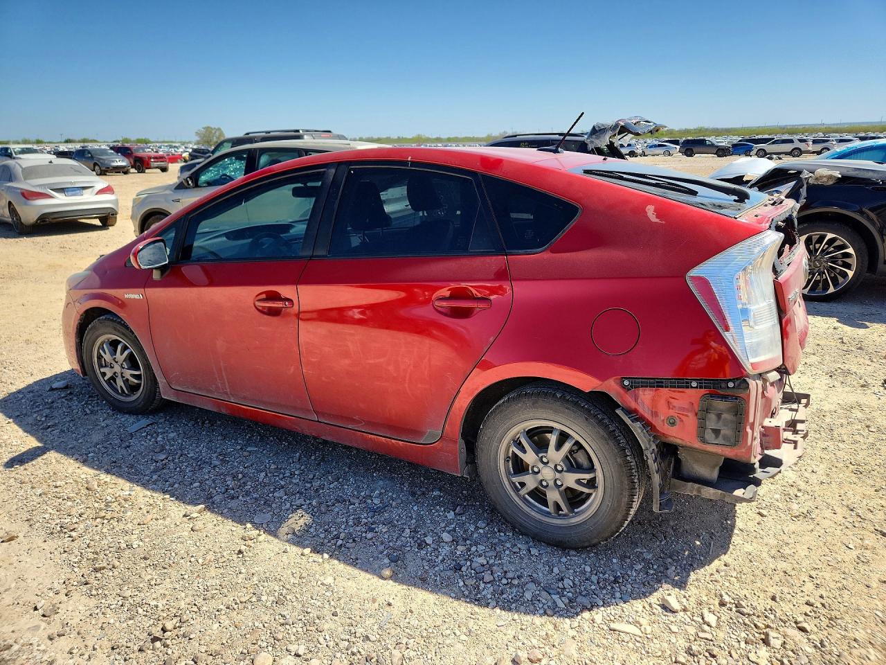 2011 TOYOTA PRIUS THREE photo 2