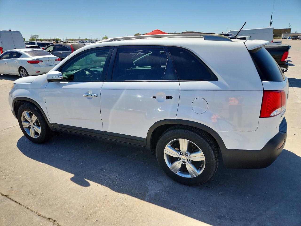 2012 KIA SORENTO EX photo 3