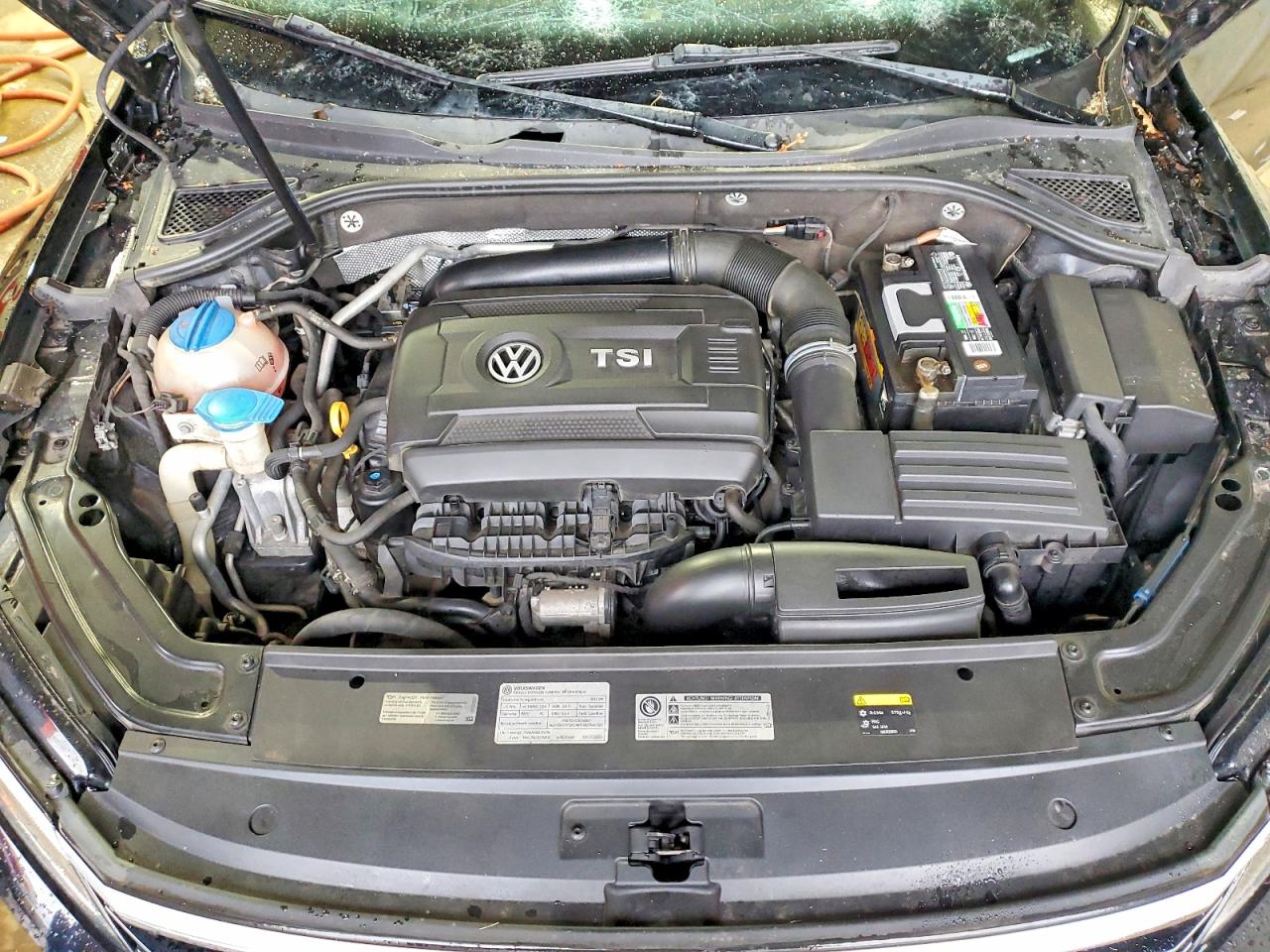 2017 VOLKSWAGEN PASSAT SE photo 11