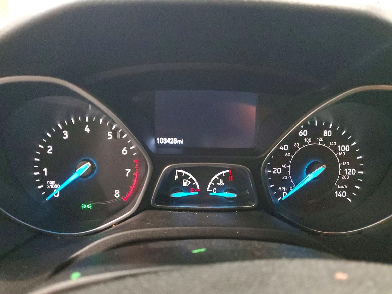 2018 FORD FOCUS SE photo 9
