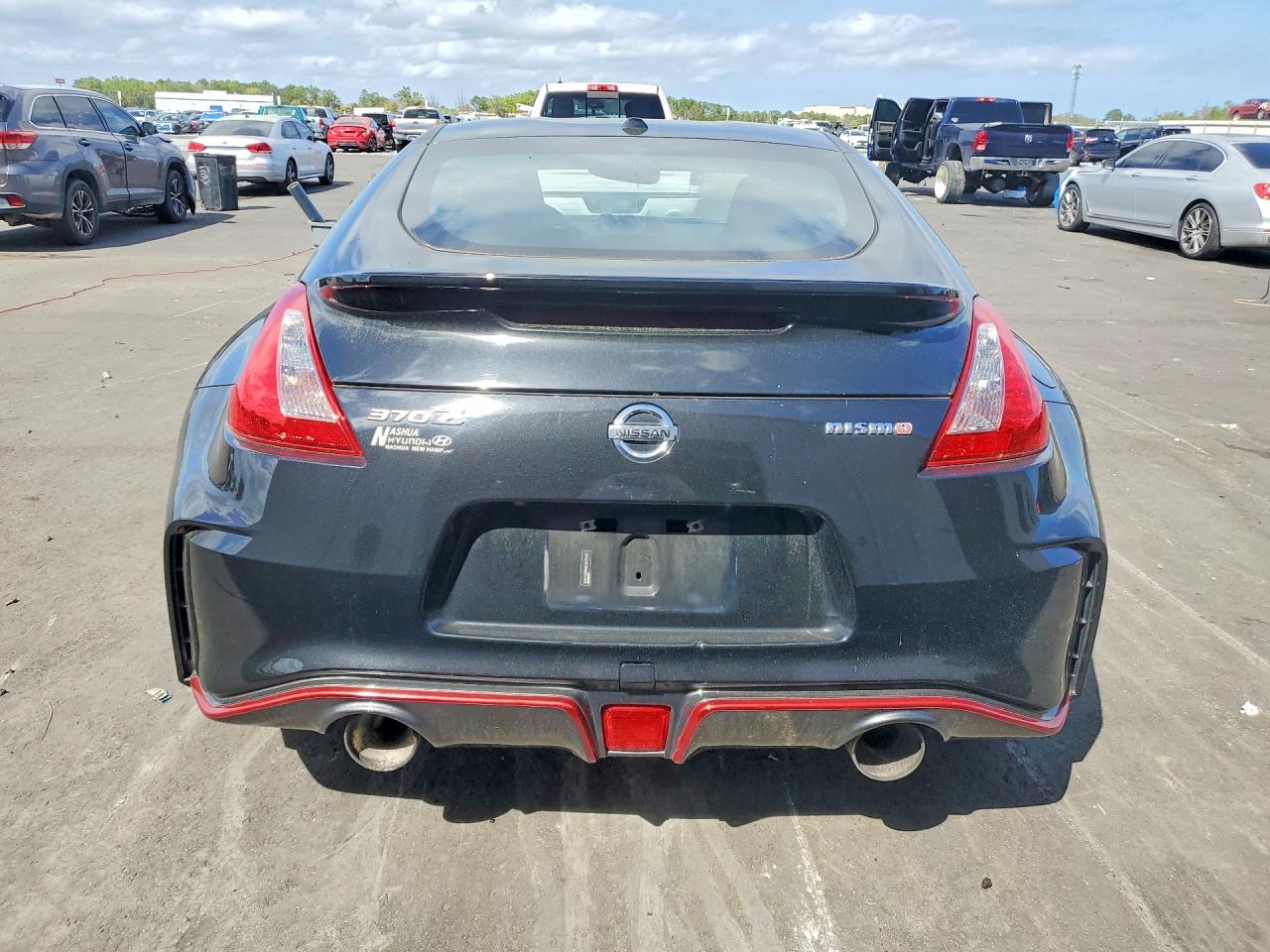 2017 NISSAN 370Z NISMO TECH photo 6