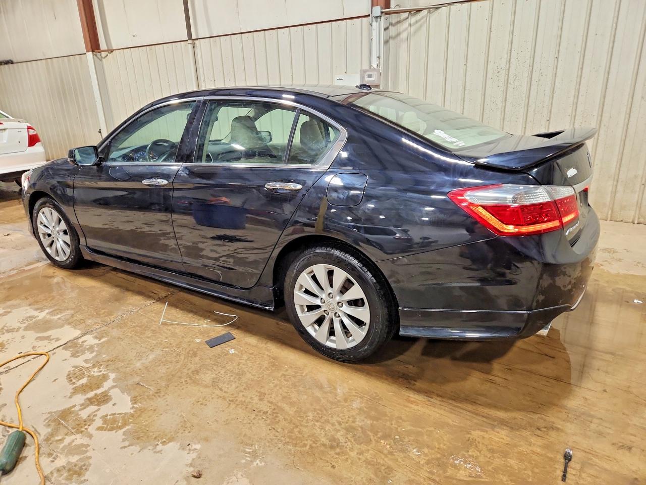 2015 HONDA ACCORD EXL photo 2