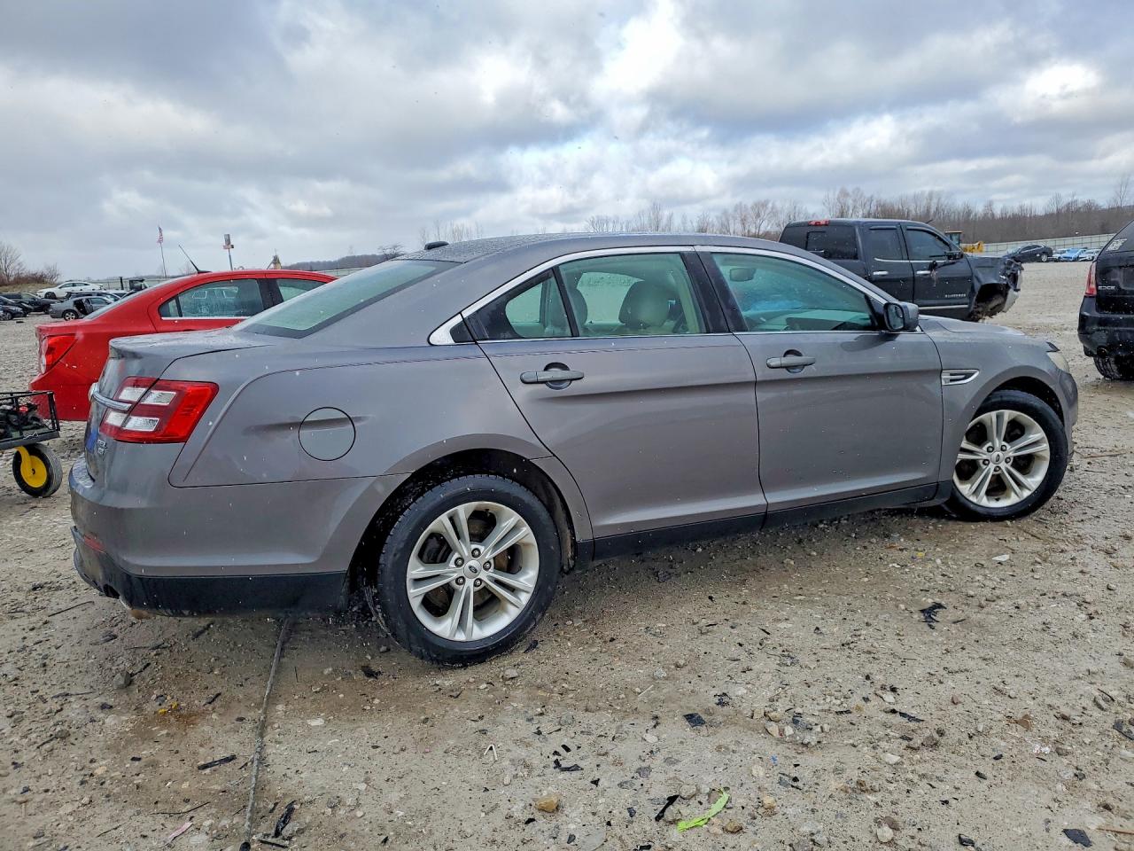 2014 FORD TAURUS SEL photo 7