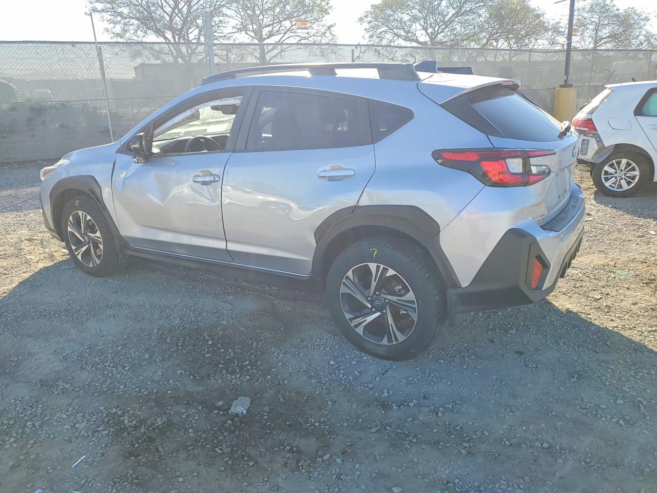 2024 SUBARU CROSSTREK PREMIUM photo 2