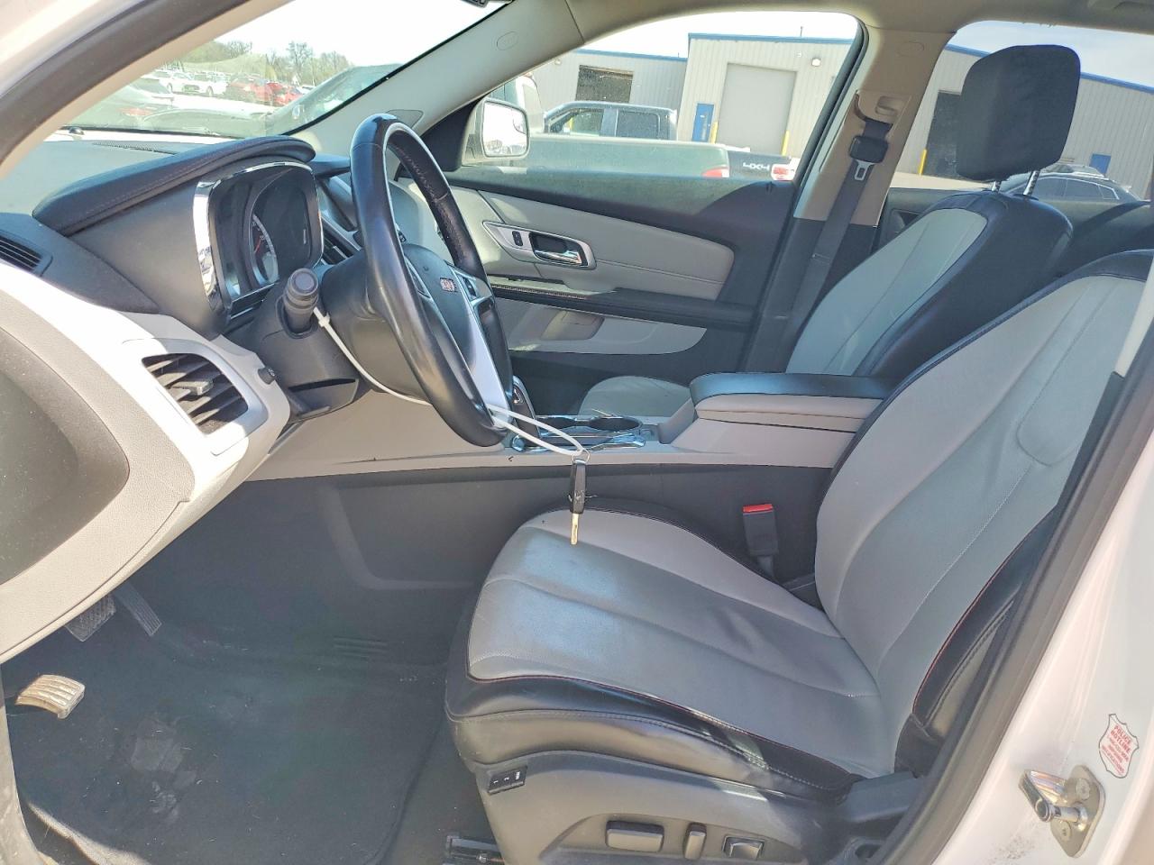 2012 GMC TERRAIN SLT photo 7
