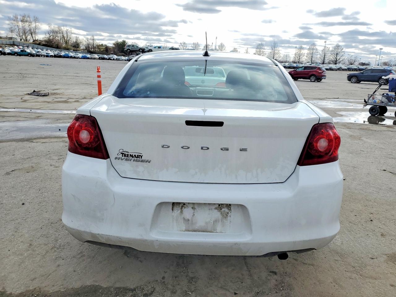 2013 DODGE AVENGER SE photo 6