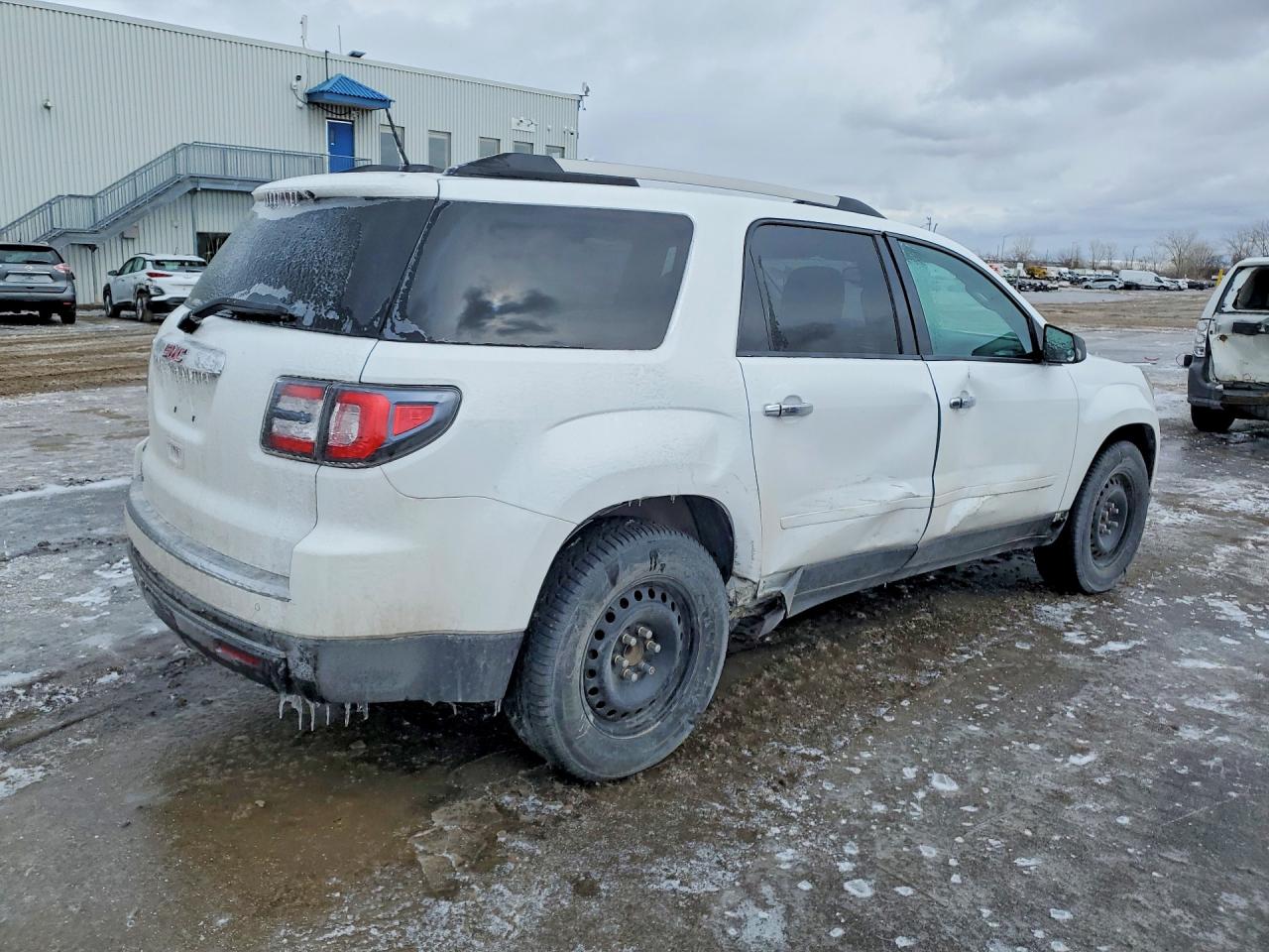 2016 GMC ACADIA SLE photo 7