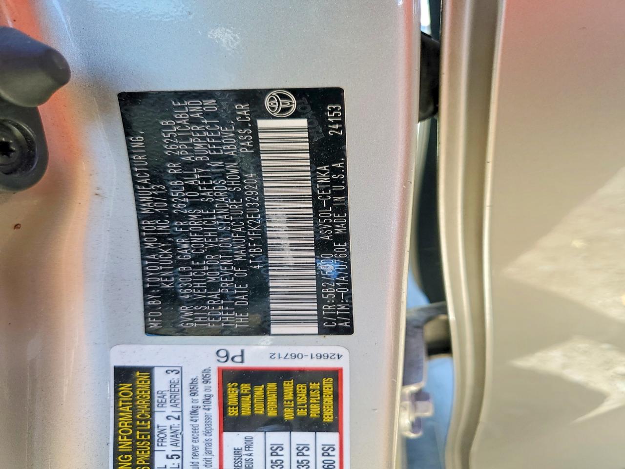 2014 TOYOTA CAMRY LE photo 23
