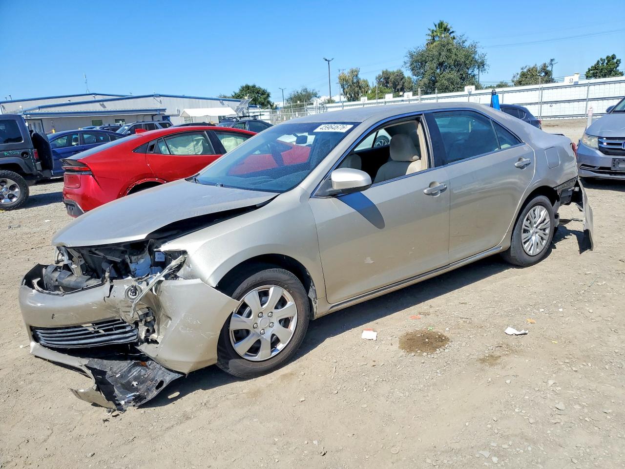 2014 TOYOTA CAMRY