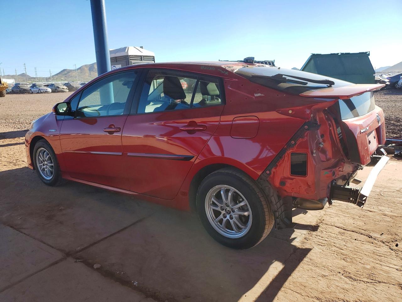 2016 TOYOTA PRIUS THREE photo 2