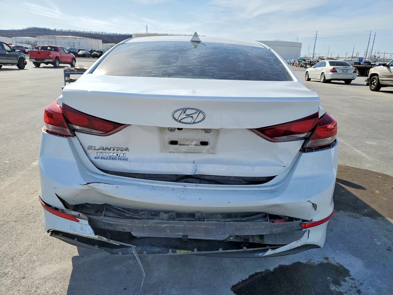 2018 HYUNDAI ELANTRA VALUE EDITION photo 6