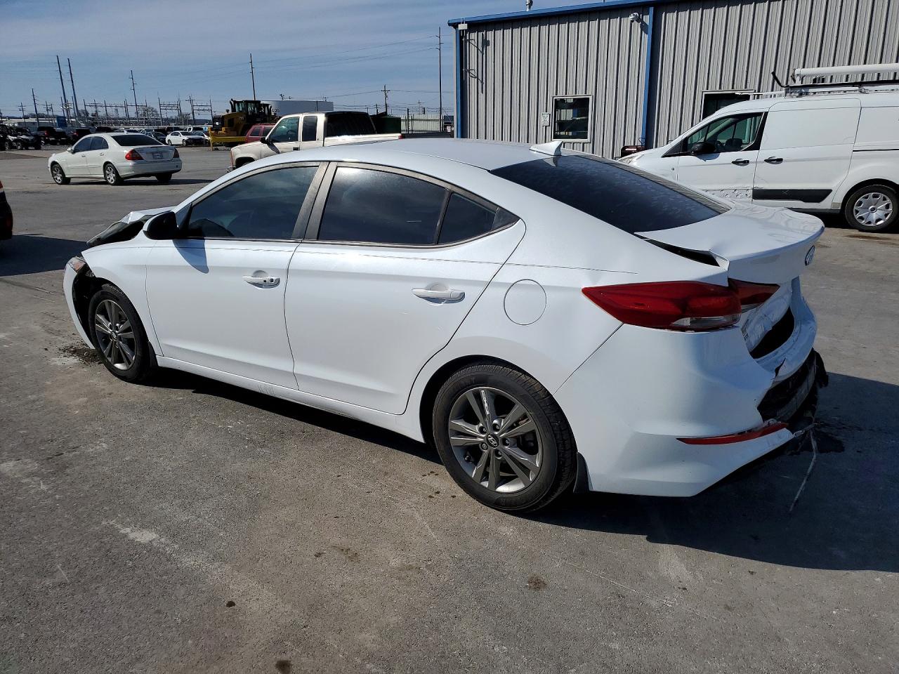 2018 HYUNDAI ELANTRA VALUE EDITION photo 2