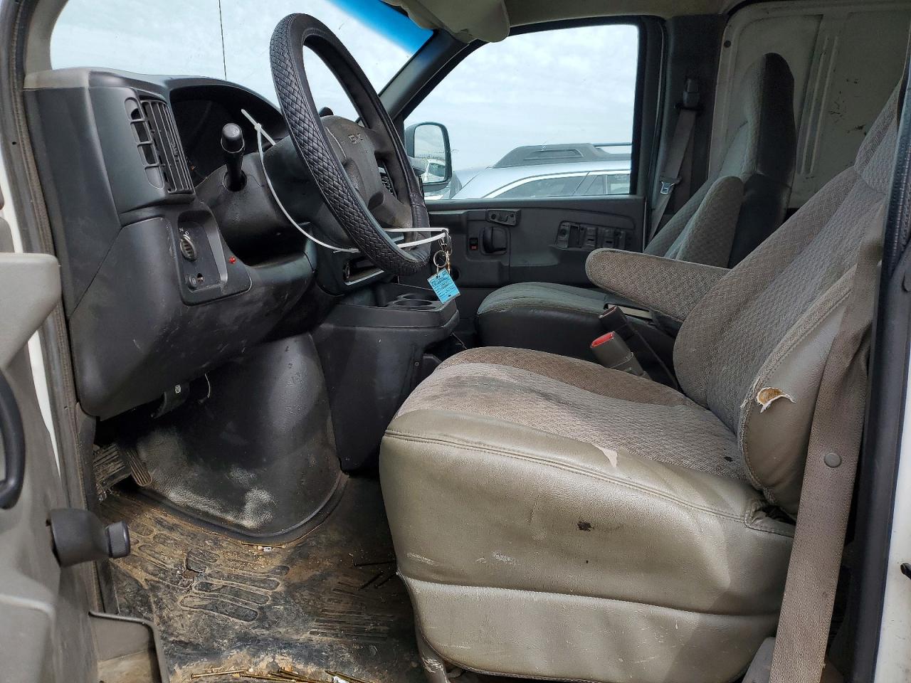 2003 GMC SAVANA photo 7