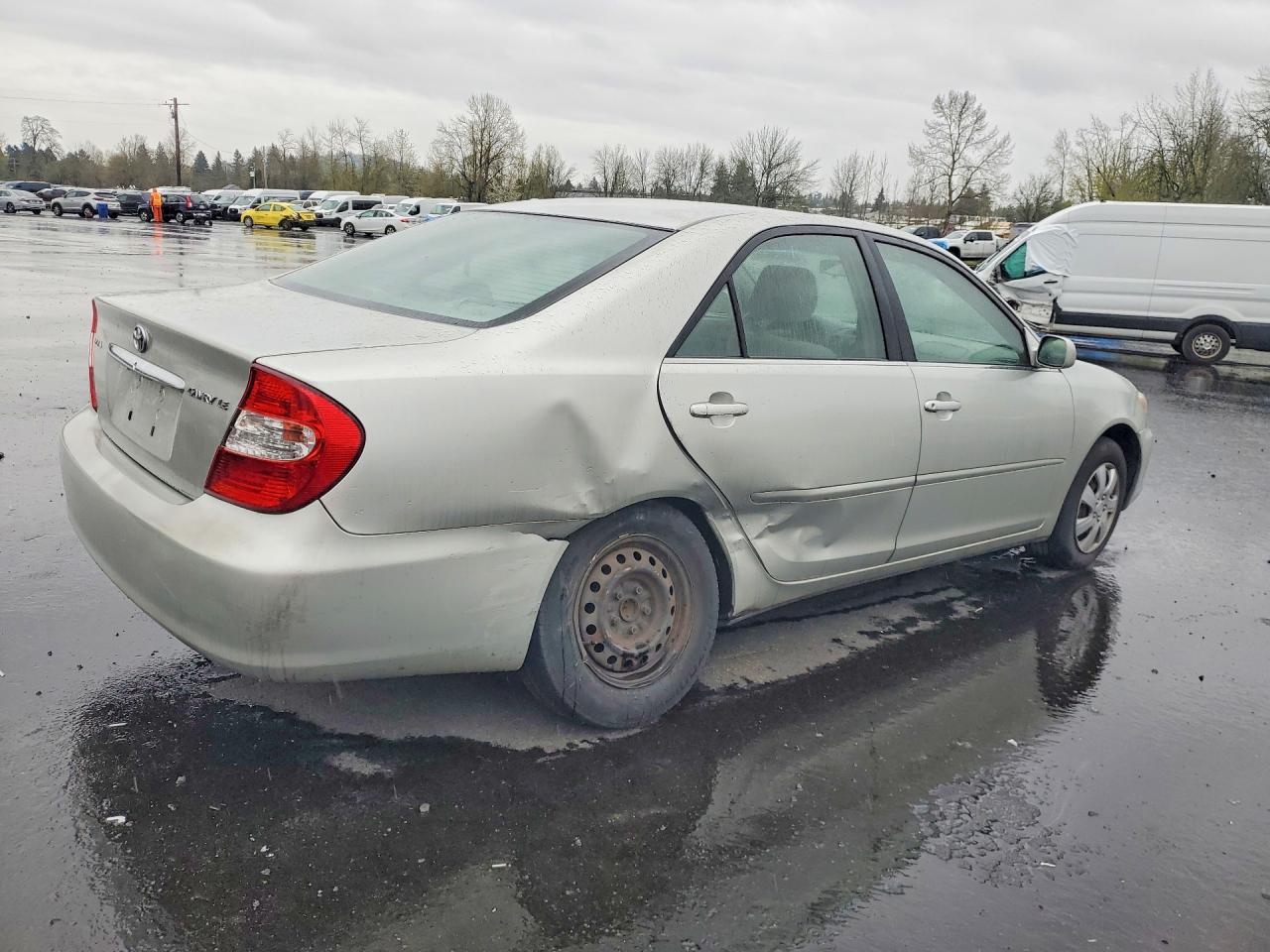 2002 TOYOTA CAMRY LE photo 7