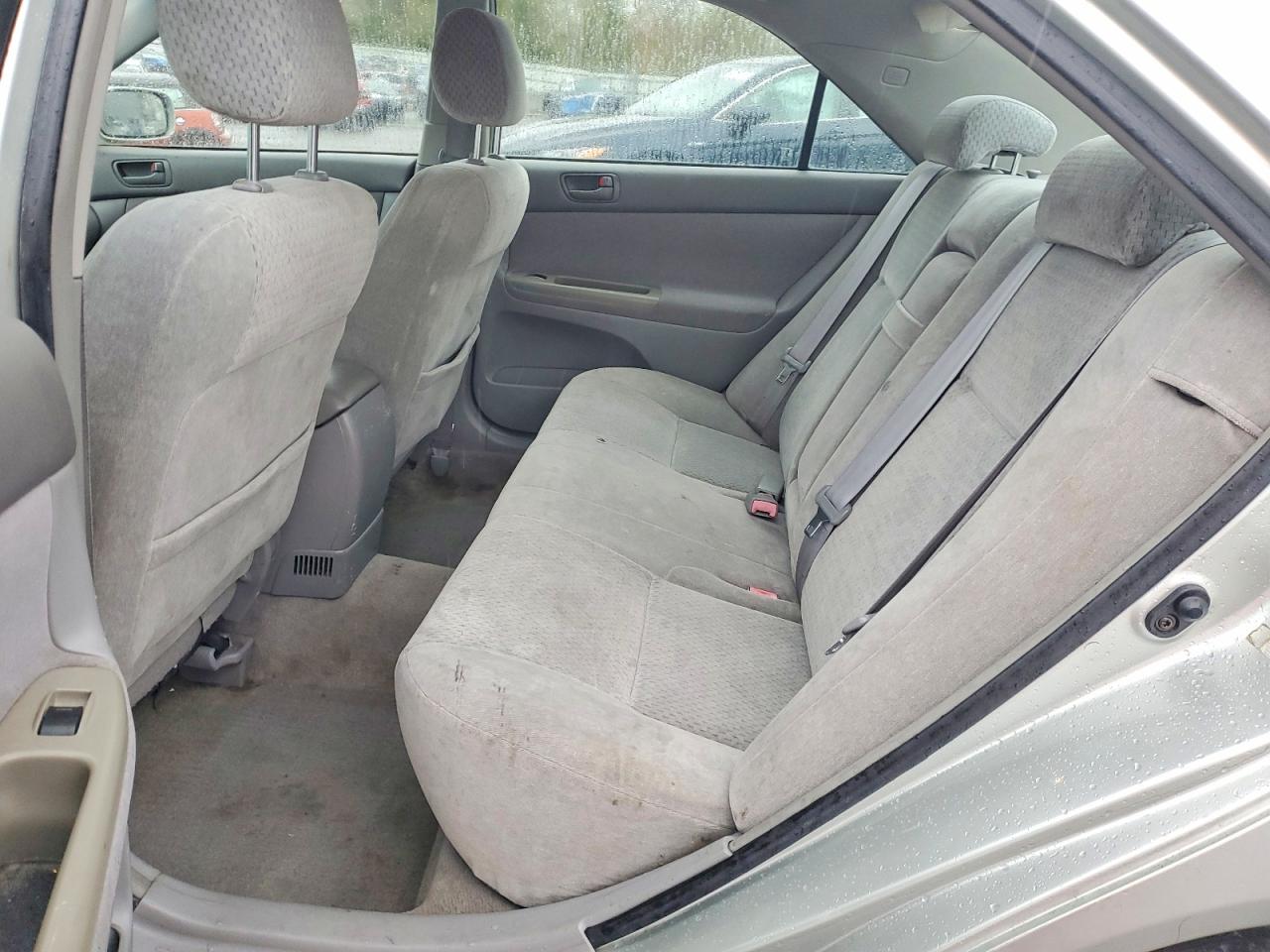 2002 TOYOTA CAMRY LE photo 28