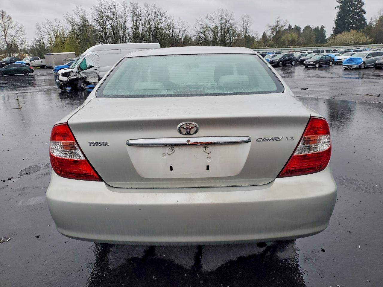 2002 TOYOTA CAMRY LE photo 16