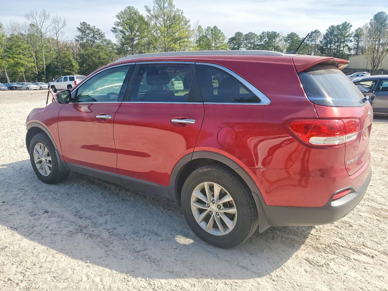 2016 KIA SORENTO LX photo 2