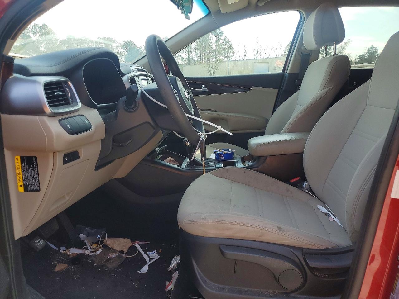 2016 KIA SORENTO LX photo 7