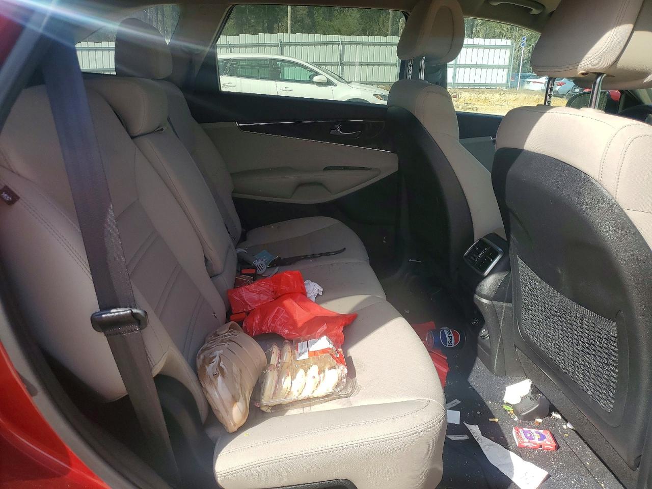 2016 KIA SORENTO LX photo 11