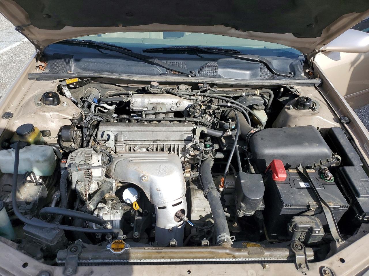 1999 TOYOTA CAMRY LE photo 11