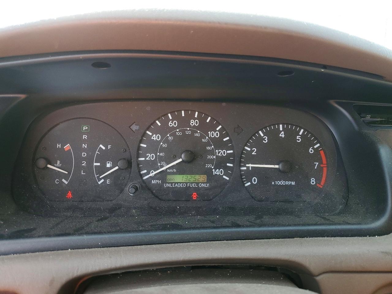 1999 TOYOTA CAMRY LE photo 9