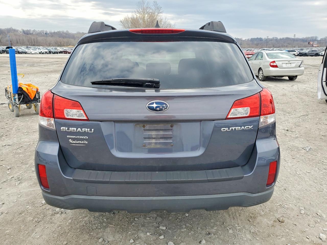 2014 SUBARU OUTBACK 2.5I PREMIUM photo 6