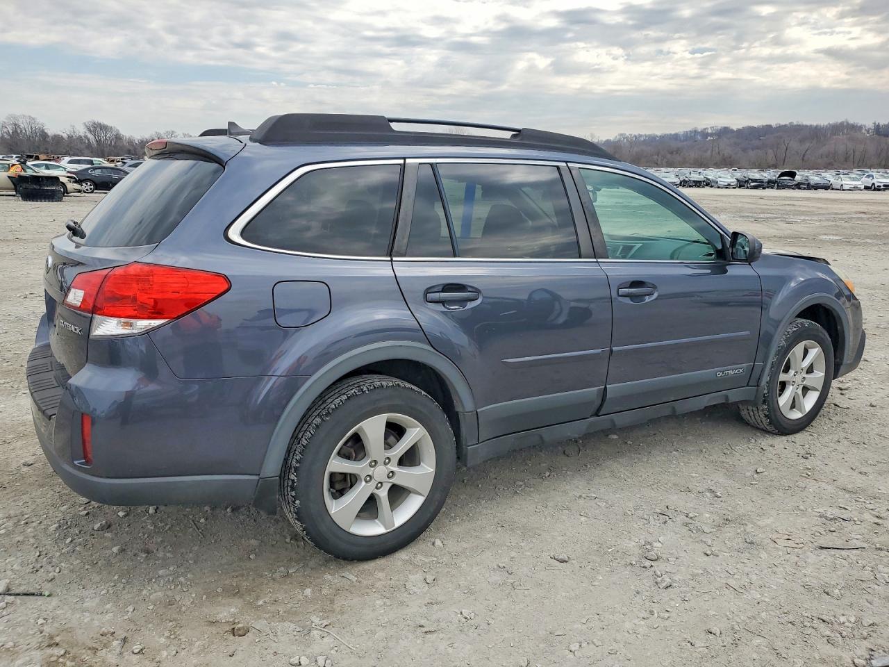2014 SUBARU OUTBACK 2.5I PREMIUM photo 3