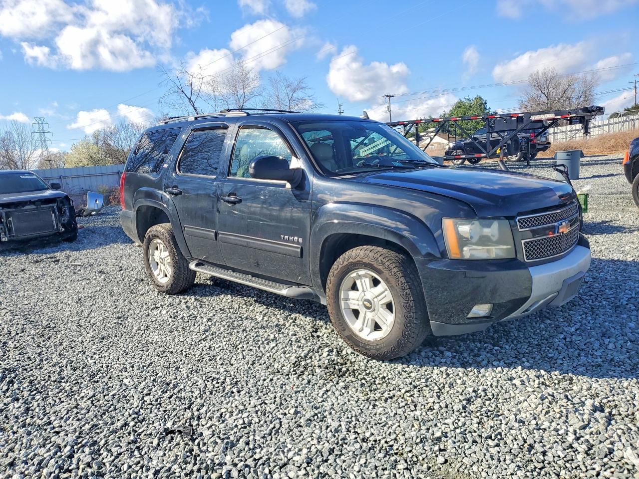 2011 CHEVROLET TAHOE K1500 LT photo 4