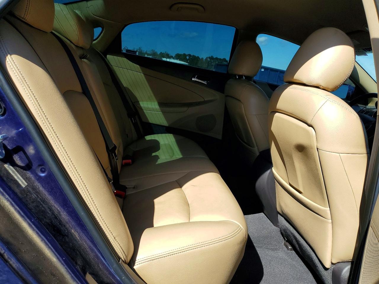2011 HYUNDAI SONATA GLS photo 19