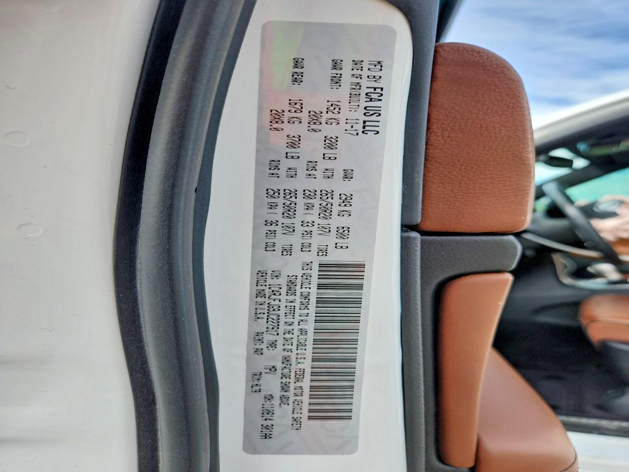 2018 JEEP GRAND CHEROKEE SUMMIT photo 27