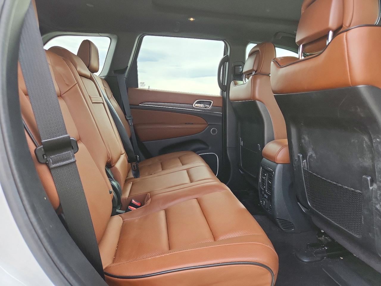 2018 JEEP GRAND CHEROKEE SUMMIT photo 21