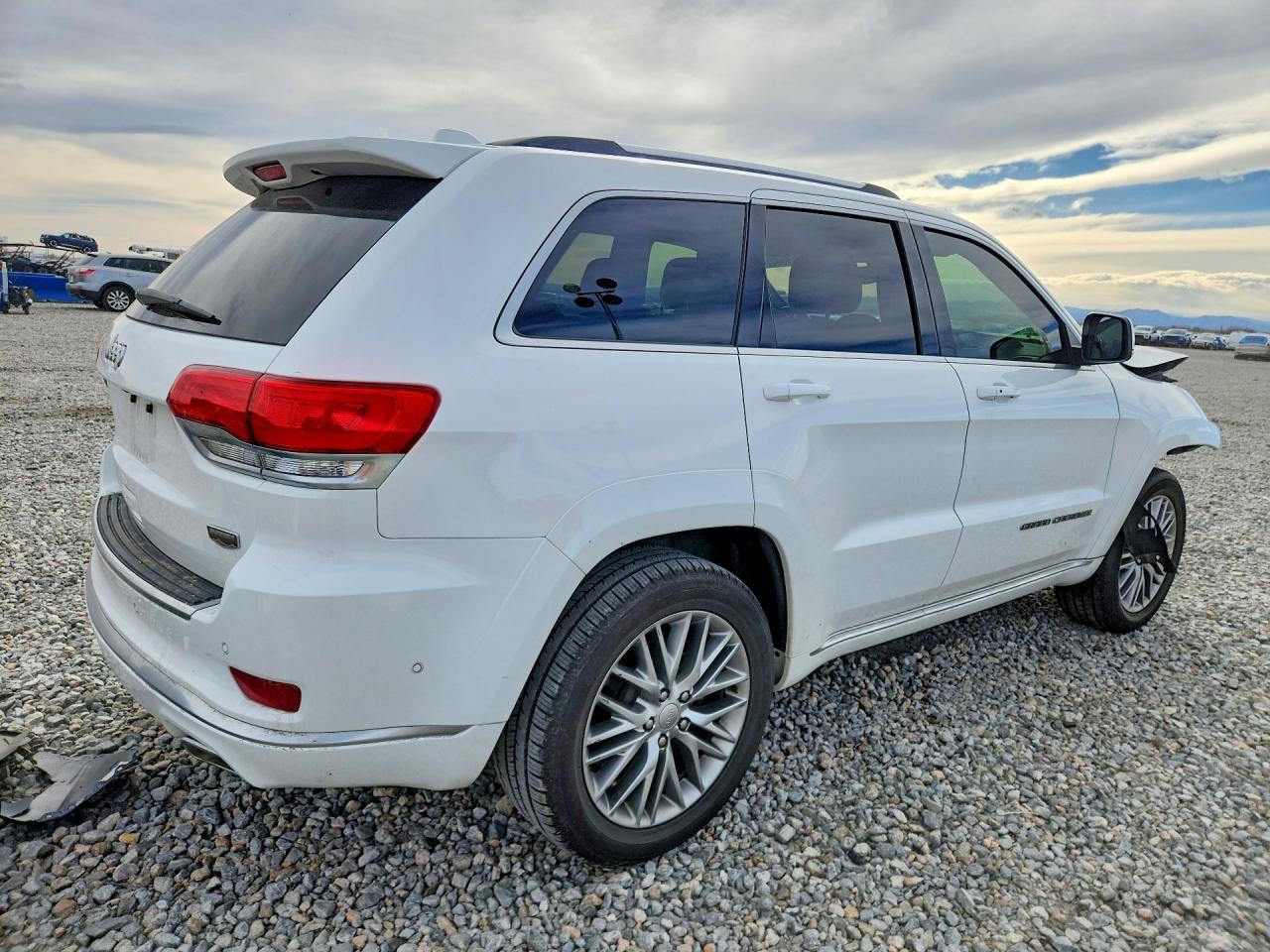 2018 JEEP GRAND CHEROKEE SUMMIT photo 5