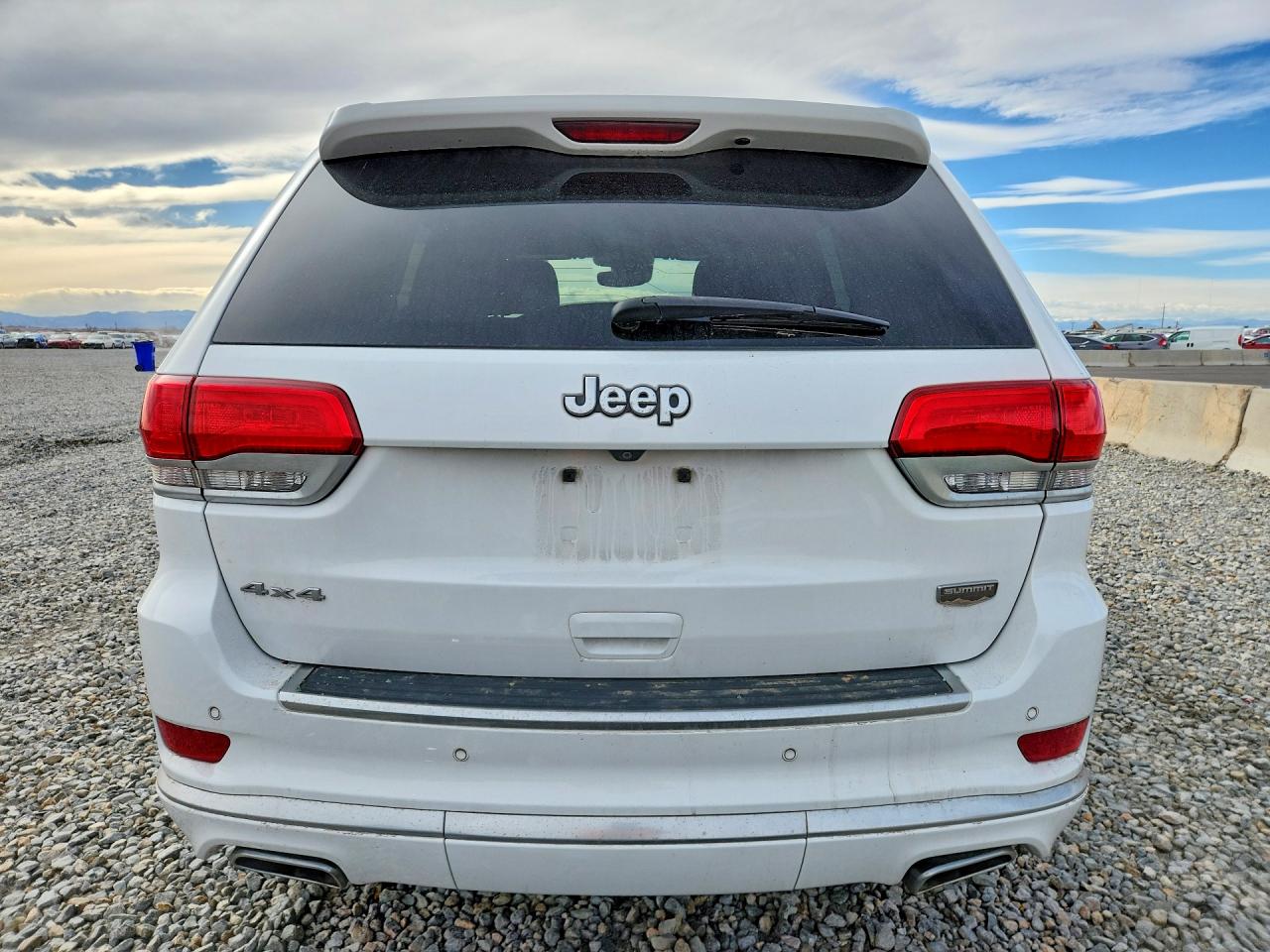 2018 JEEP GRAND CHEROKEE SUMMIT photo 11