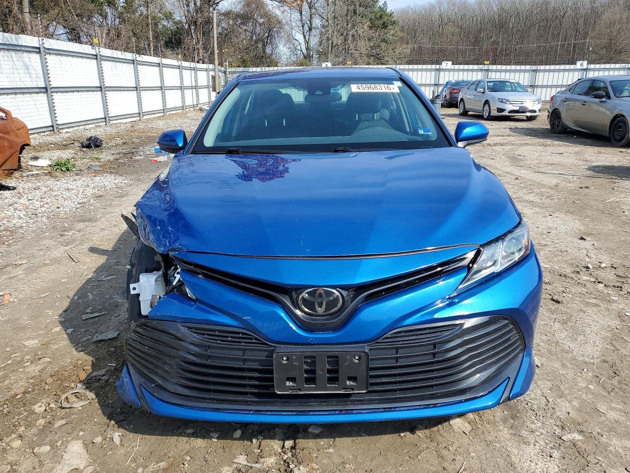 2020 TOYOTA CAMRY LE photo 13