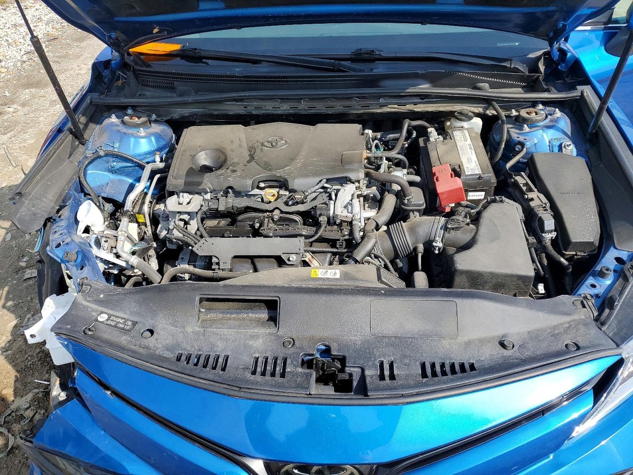 2020 TOYOTA CAMRY LE photo 31