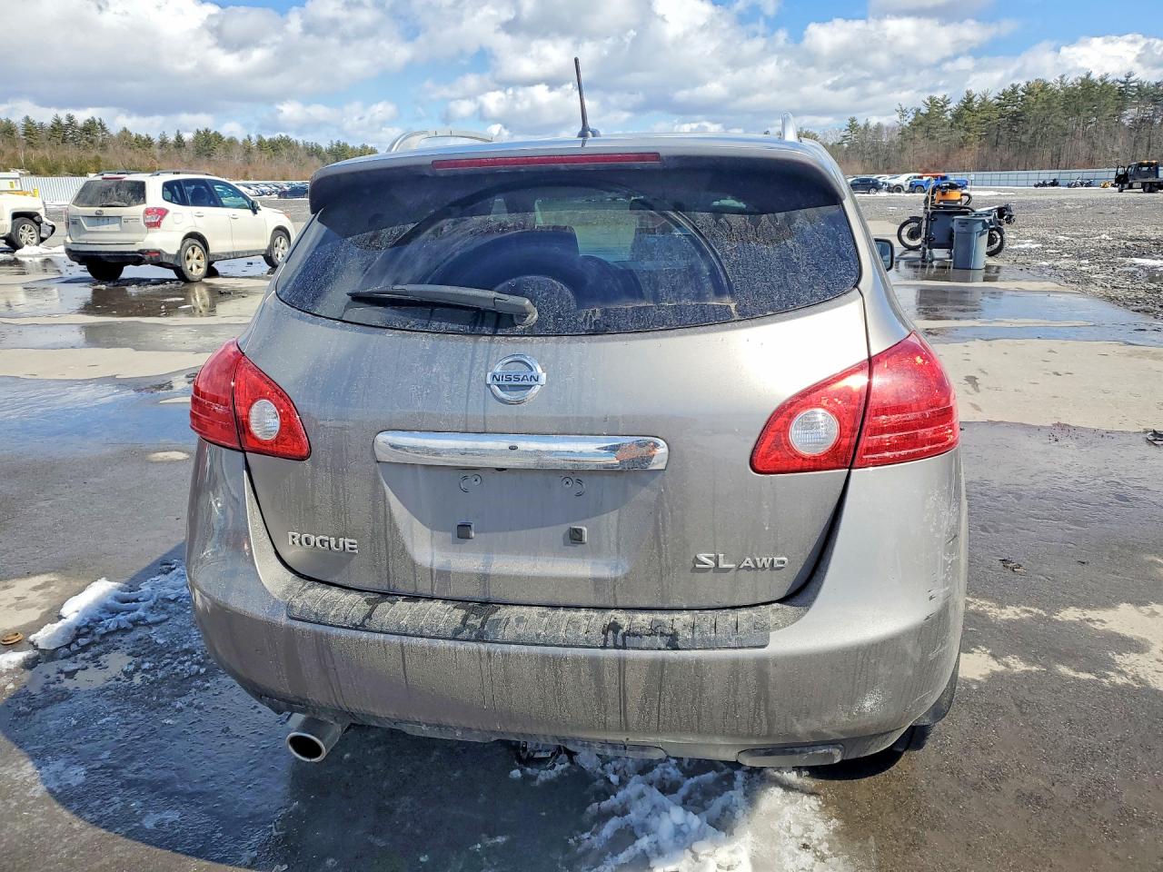 2013 NISSAN ROGUE S photo 11