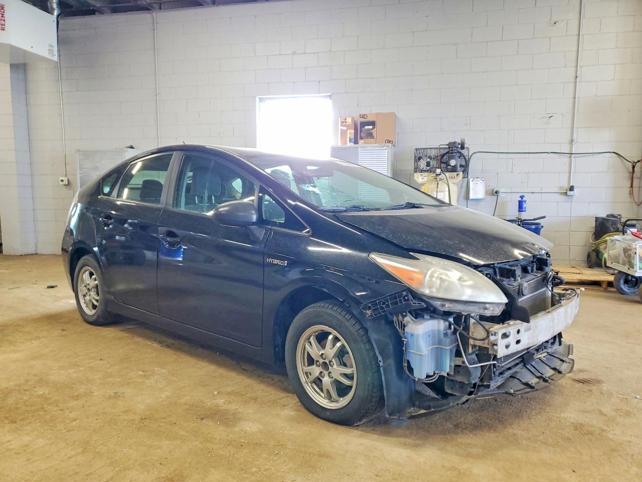 2010 TOYOTA PRIUS II photo 4