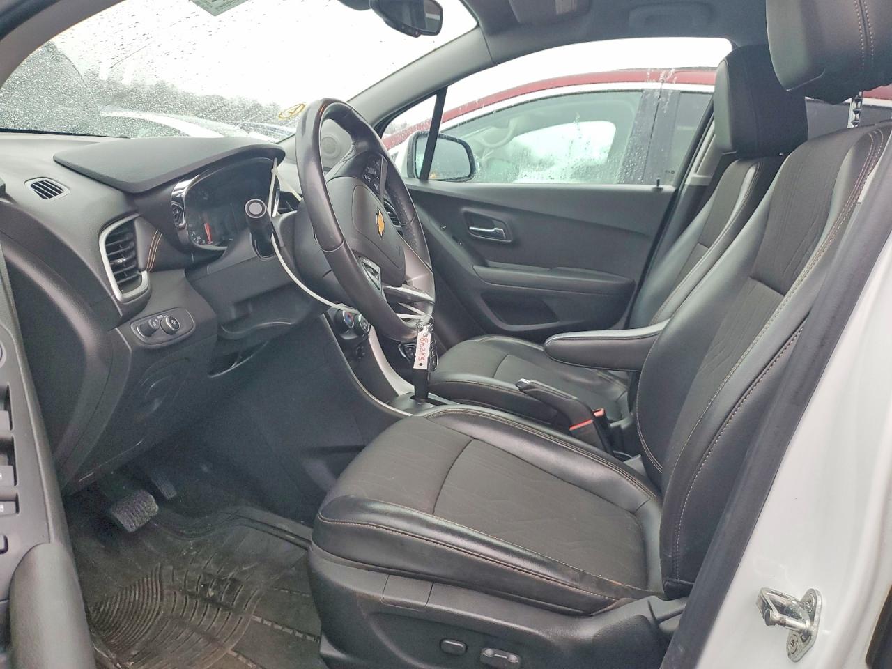2018 CHEVROLET TRAX 1LT photo 7