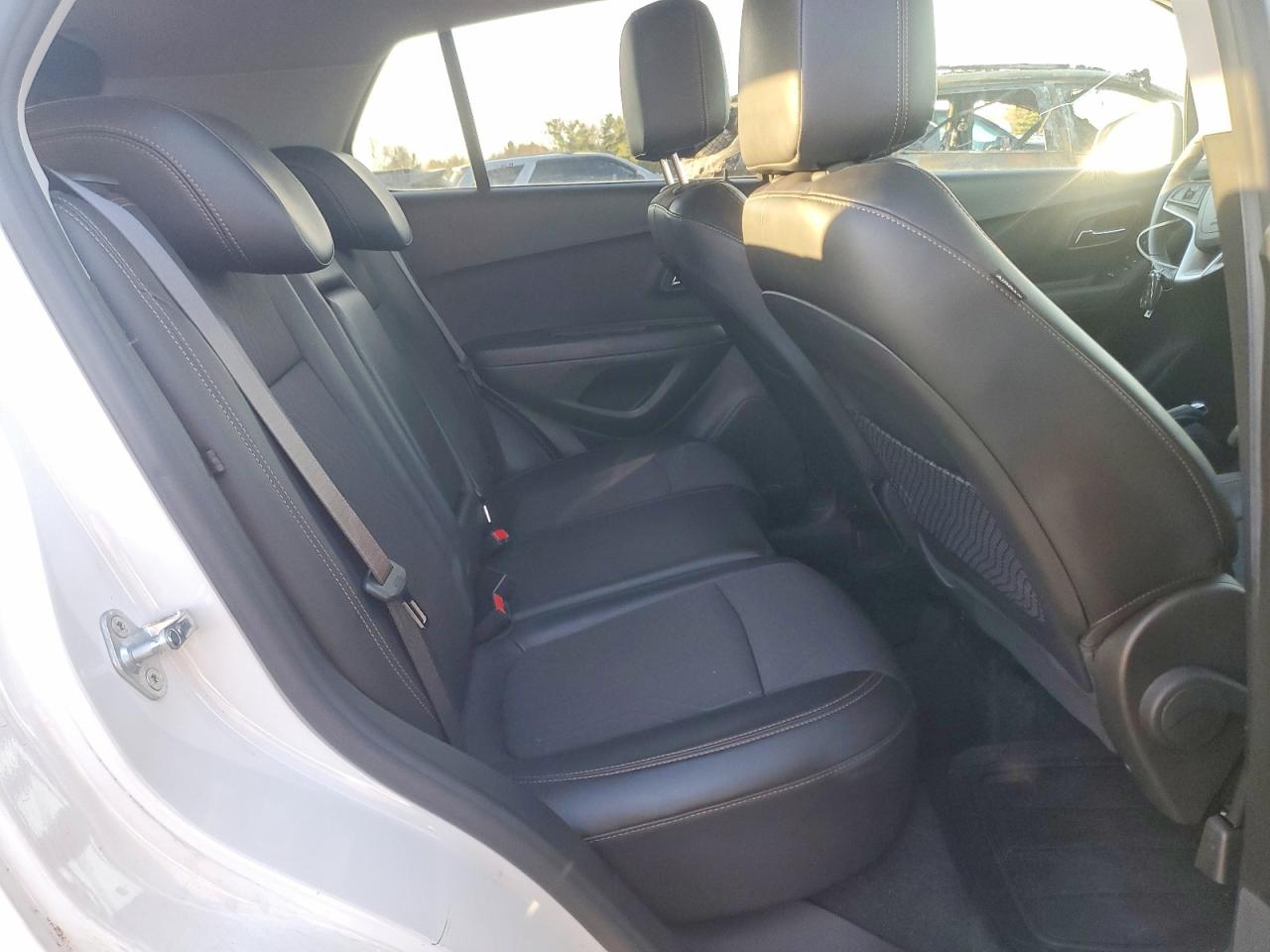 2018 CHEVROLET TRAX 1LT photo 10
