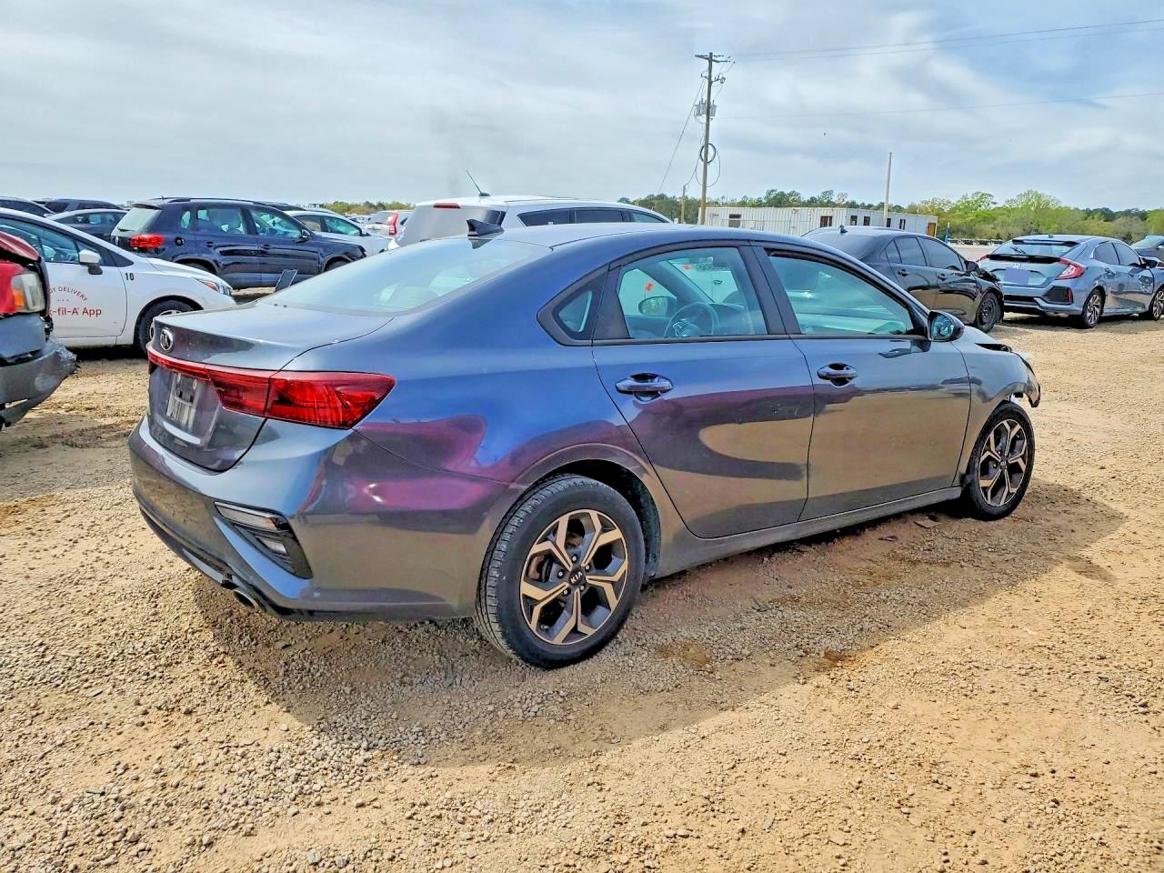 2020 KIA FORTE LXS photo 5