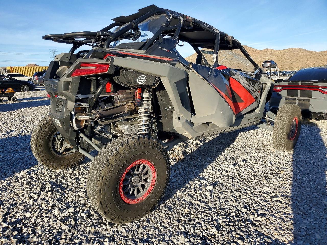 2022 POLARIS GENERAL UTILITY VEHICLE photo 4